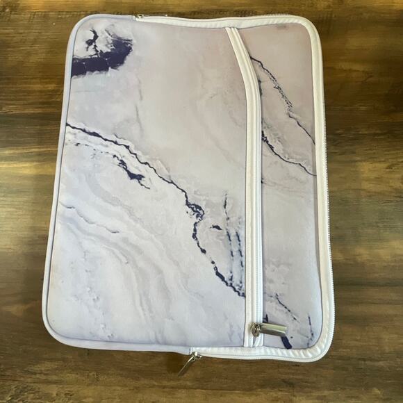 MacBook Air 13”3 2010-2017 purple soft case with hardshell - Picture 6 of 7